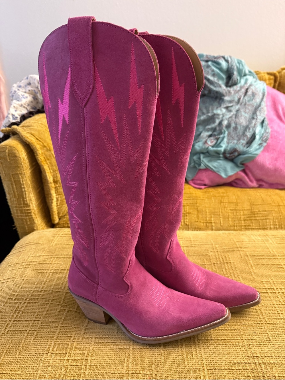 Women’s Dingo Pink Suede Western Knee-High Boots - Picture 3 of 6
